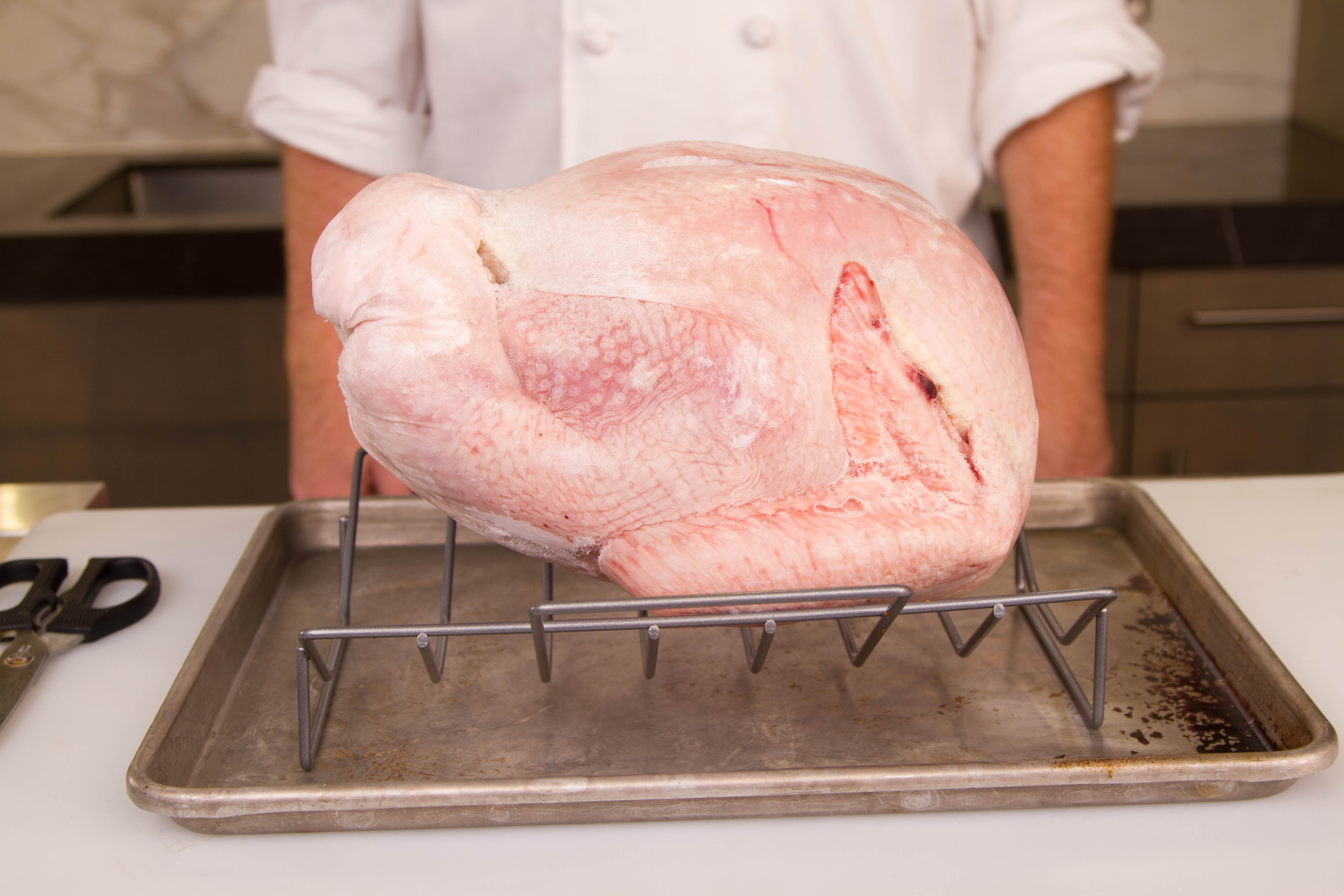 How long to thaw a turkey?