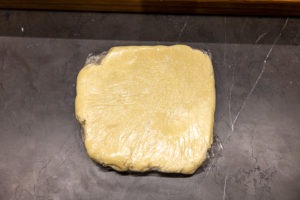Wrapped pie crust disc