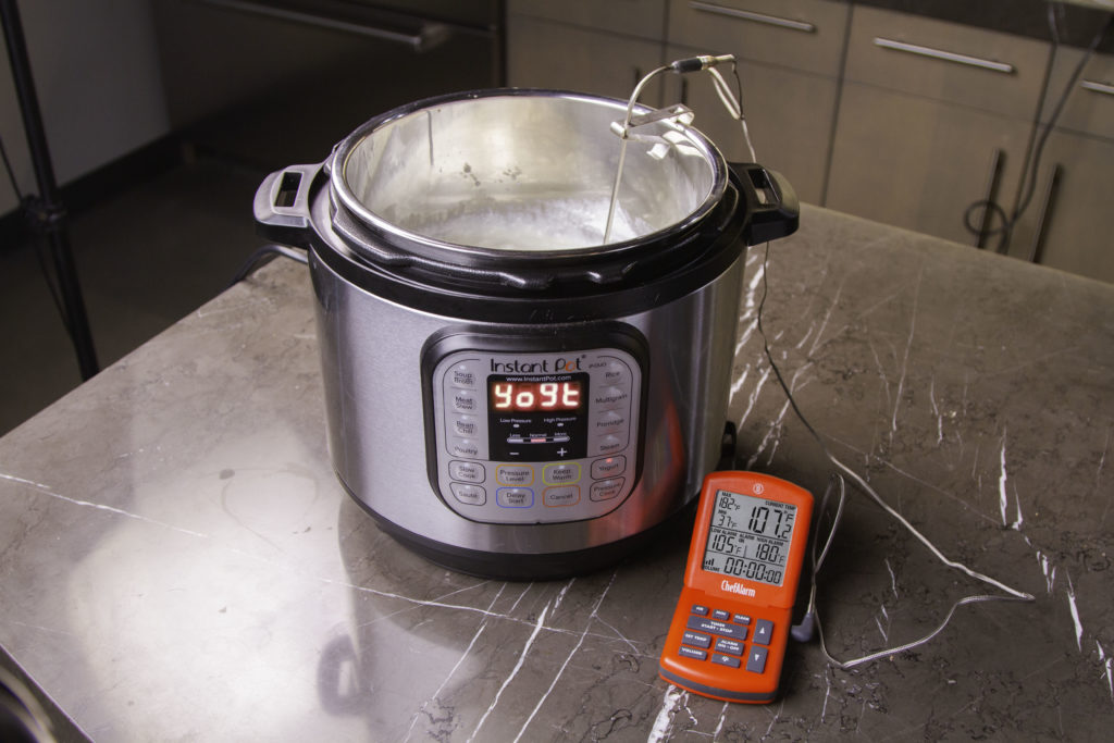 Making yogurt in a multicooker with a thermometer