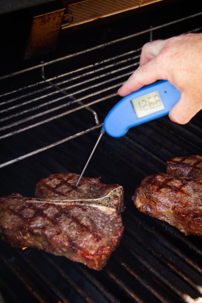 Temping Steak with a Thermapen