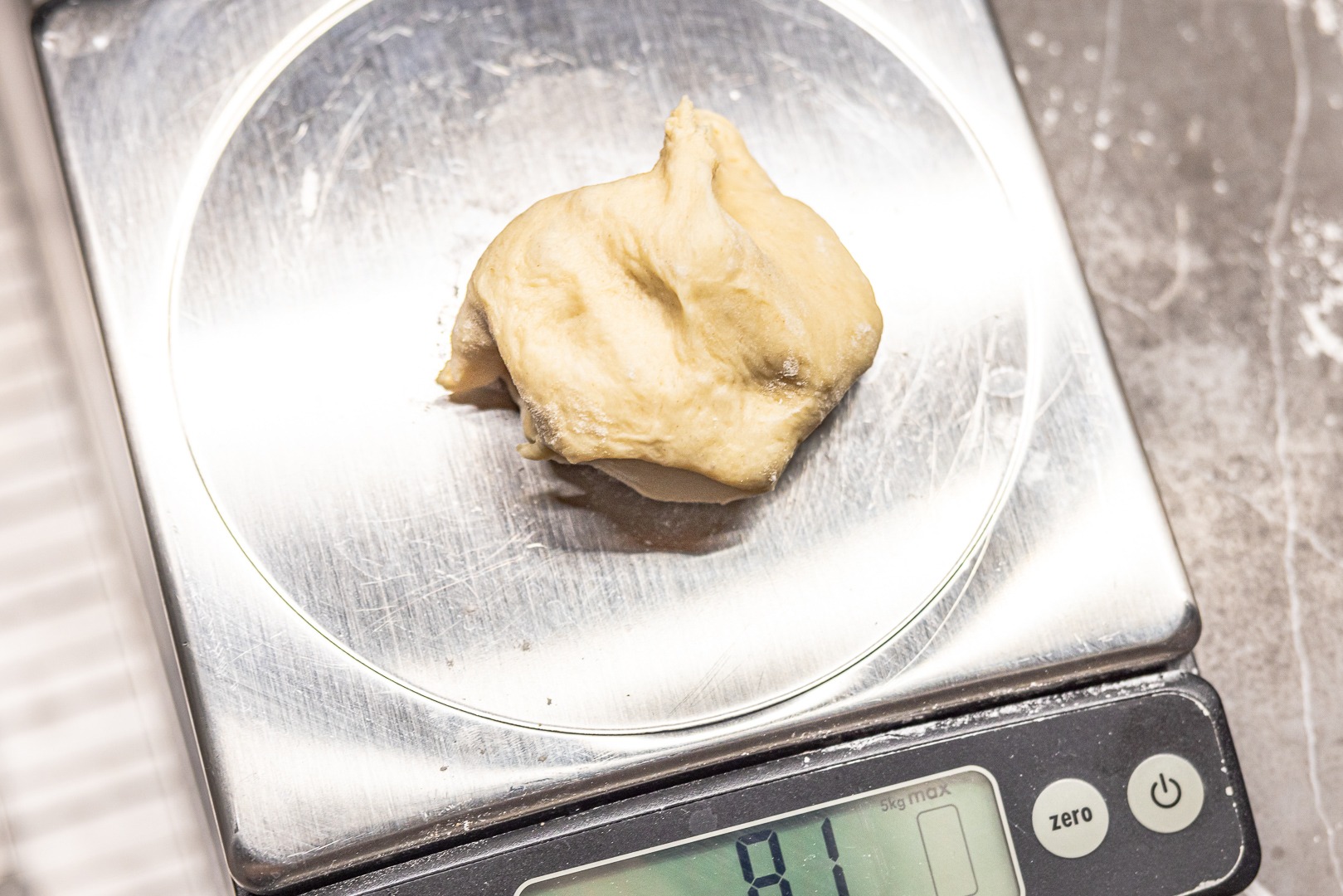 Cook Weighing Hamburger Bun Dough on Scale on Marble Counter Stock Photo -  Image of food, closeup: 272756232