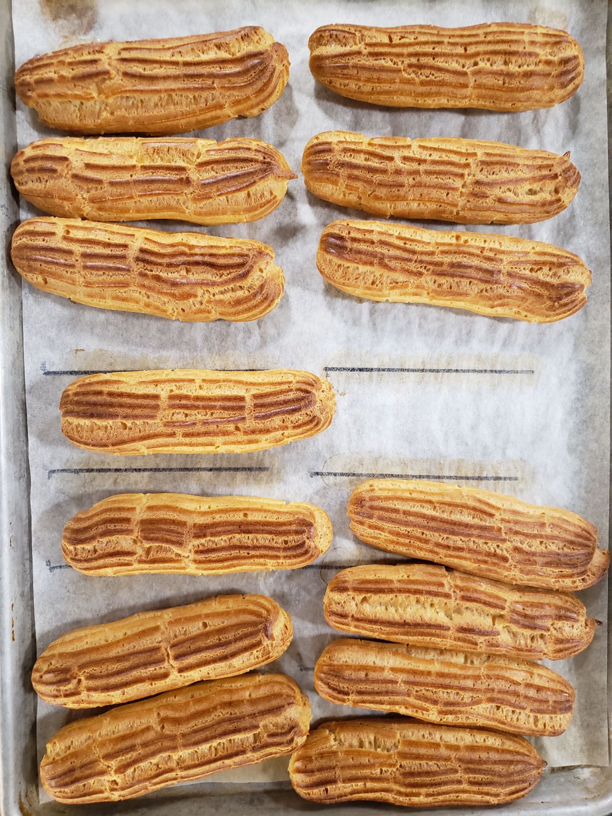 How to Make Eclairs: Temps for Pastry custard and Baking