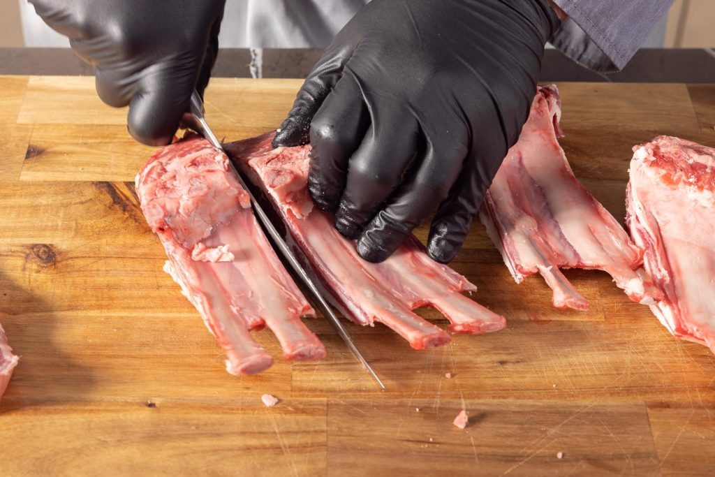 Cutting double-wide lamb chops