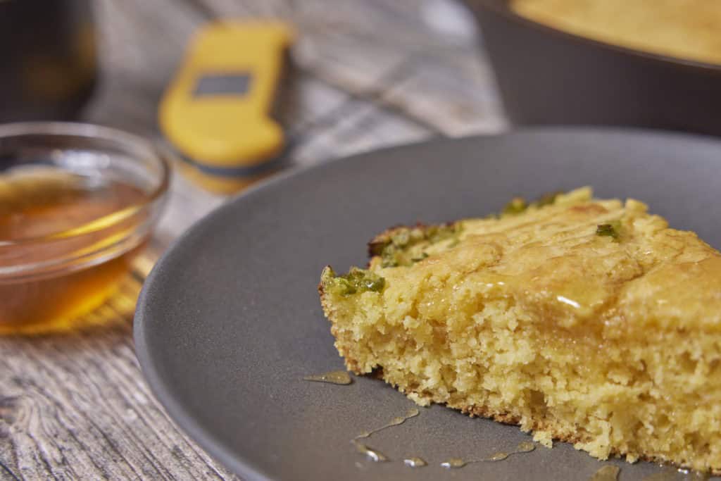 Cornbread with honey