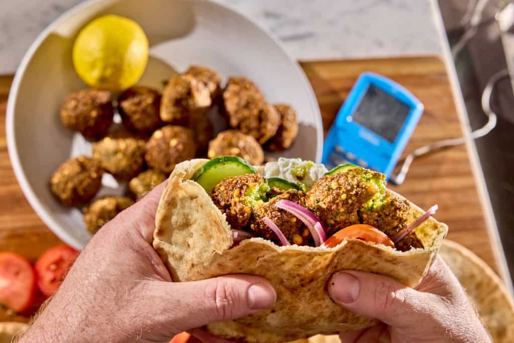 Falafel in pita