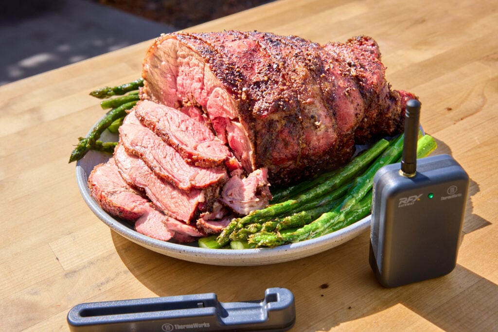 Leg of lamb with asparagus, thermometer