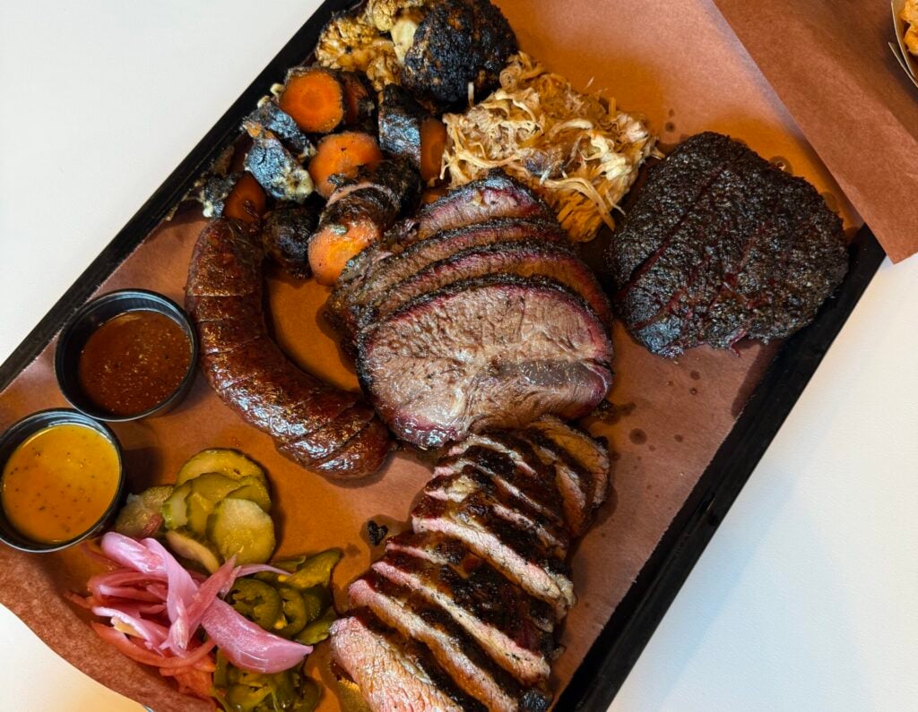 image of meat tray with bbq from leroy and lewis.
