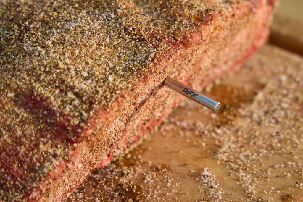 RFX MEAT probe in seasoned raw short ribs